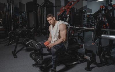 Best EAA for Men Over 50: Essential Amino Acids for Muscle & Strength in 2026